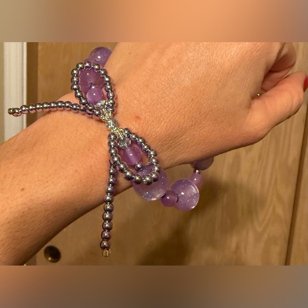 Keychain with bow - Picture 2 of 6